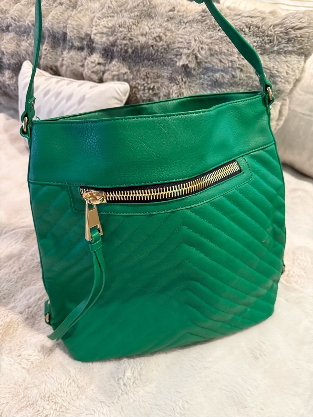 Kelly Green Quilted Shoulder Bag - Vegan Leather Stylish Everyday Handbag